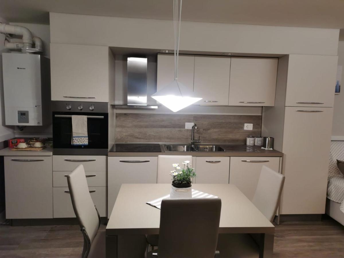 ל'אקווילה La Casa Di Domitilla מראה חיצוני תמונה