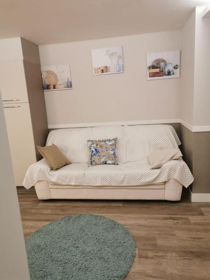 ל'אקווילה La Casa Di Domitilla מראה חיצוני תמונה