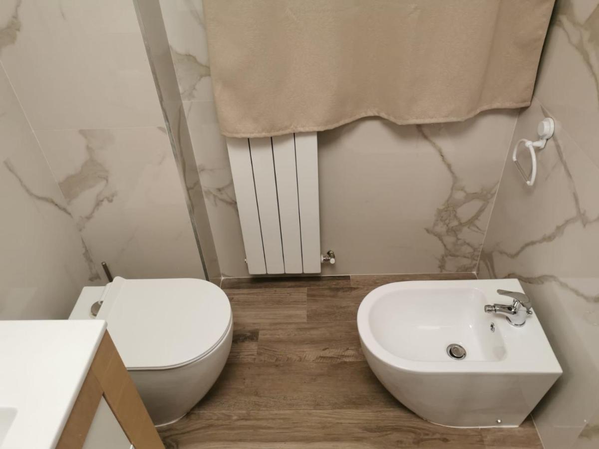 ל'אקווילה La Casa Di Domitilla מראה חיצוני תמונה